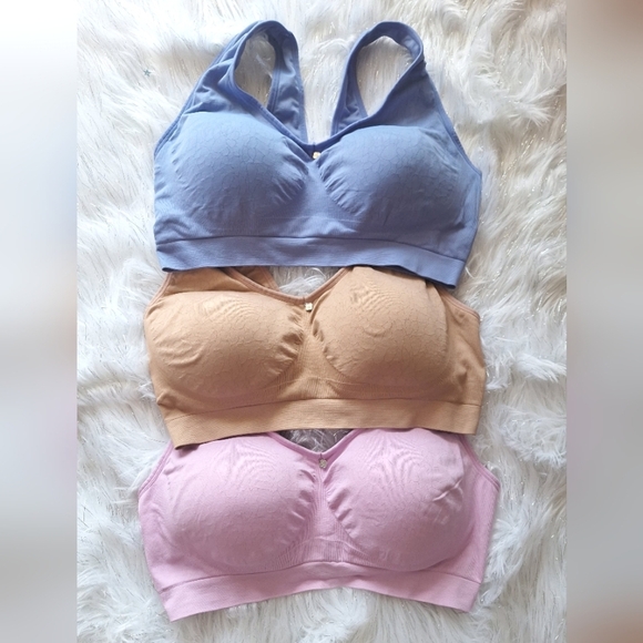 Breezies Seamless Comfort Wirefree Lot Of Three Women's Bras Size 1X - Picture 9 of 9